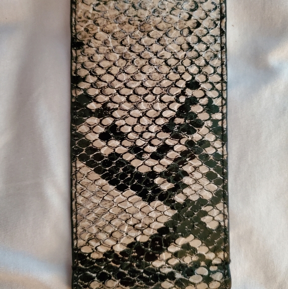 EXPRESS M/L Wide Elastic Band Snake Print Waist Belt with Front Hook Closure - Picture 2 of 9